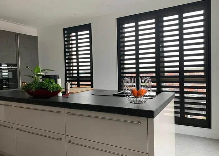 raamdecoratie_fractions_sfeer700_1 raamdecoratie_fractions_sfeer700_1