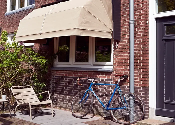 buitenzonwering_markiezen_sfeer700_1 buitenzonwering_markiezen_sfeer700_1