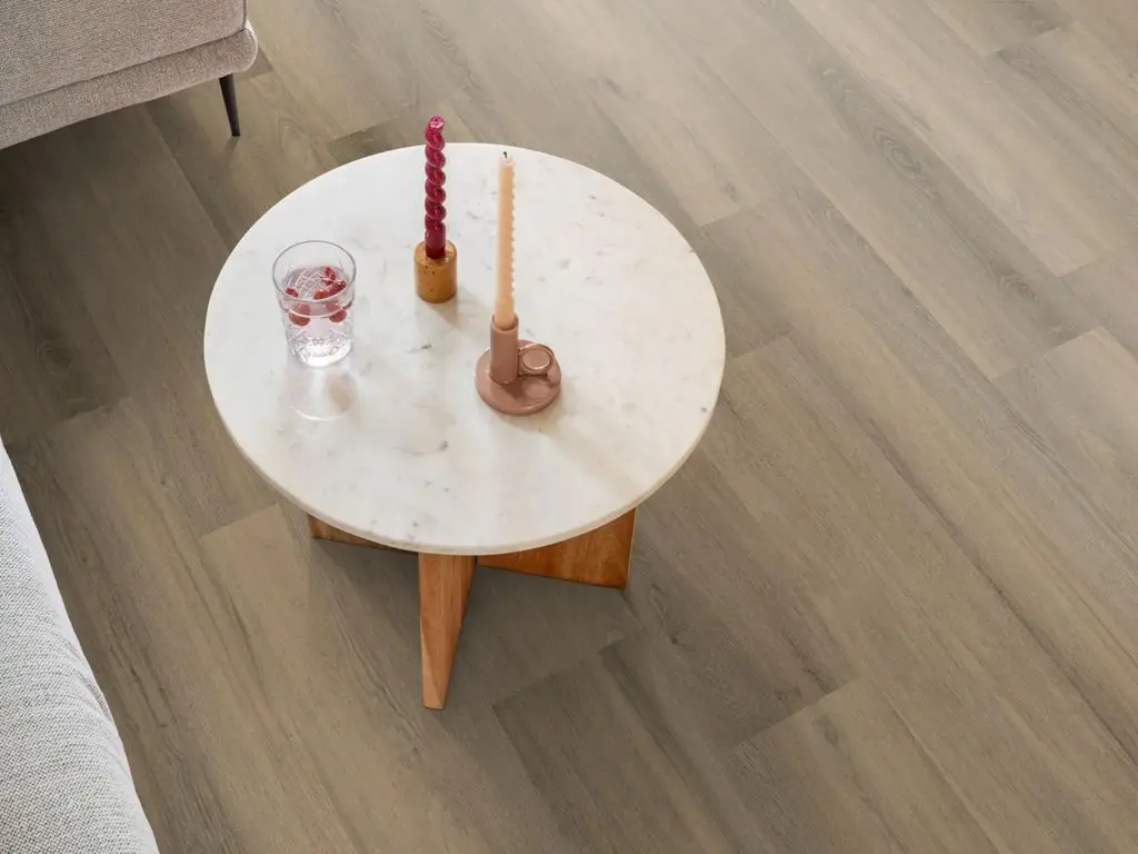 Ruimte met de pvcvloer Ambiant Avanto Dryback smoky