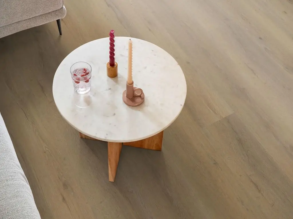 Ruimte met de pvcvloer Ambiant Vivero Click SRC dark oak