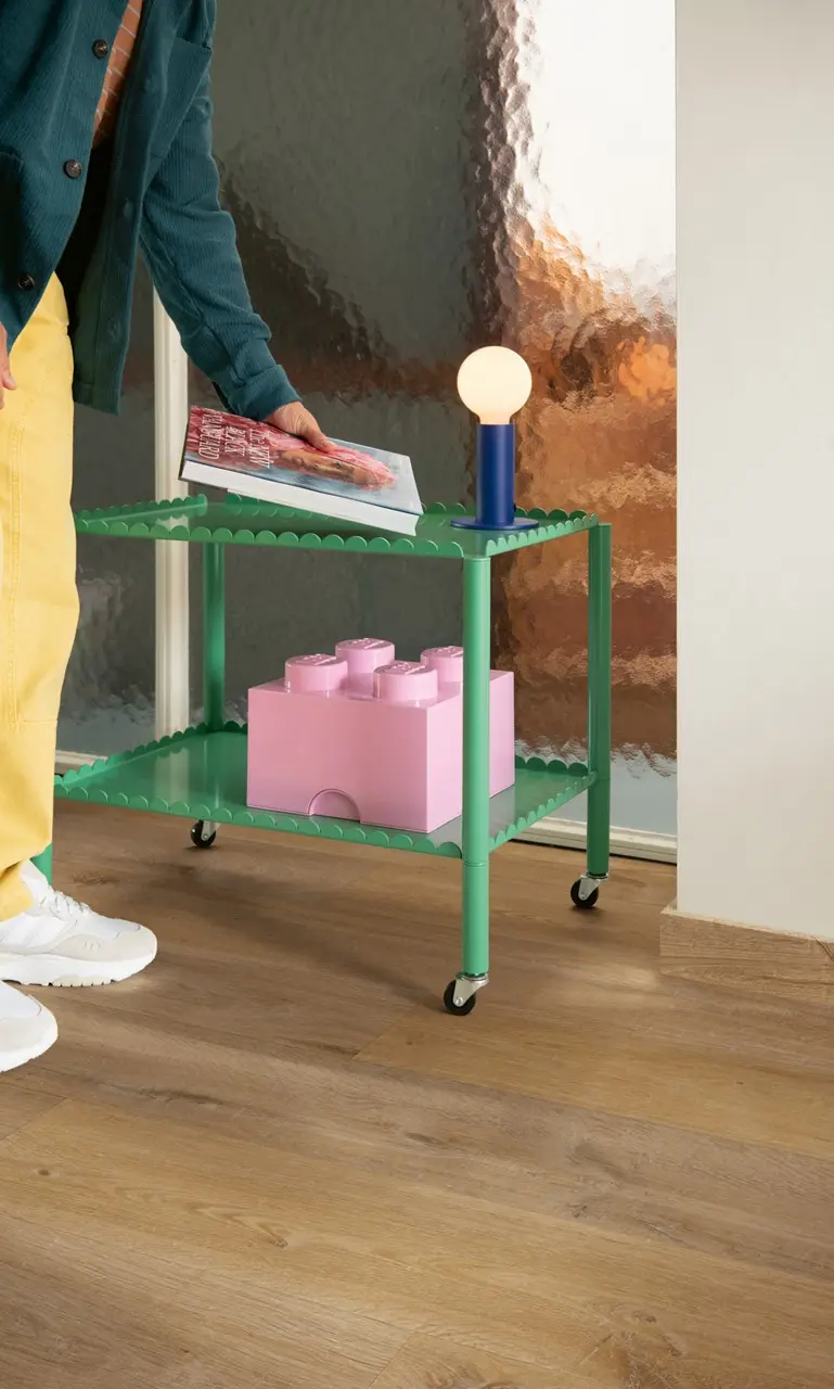 Ruimte met de pvcvloer Quick-Step Bloom Katoen naturelle eik