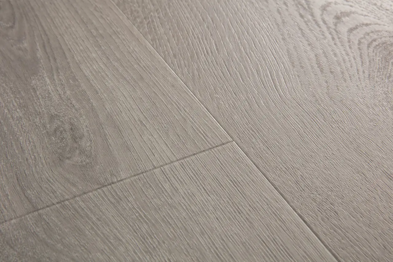 Close-up van de structuur van Quick-Step Bloom Botanisch grijs