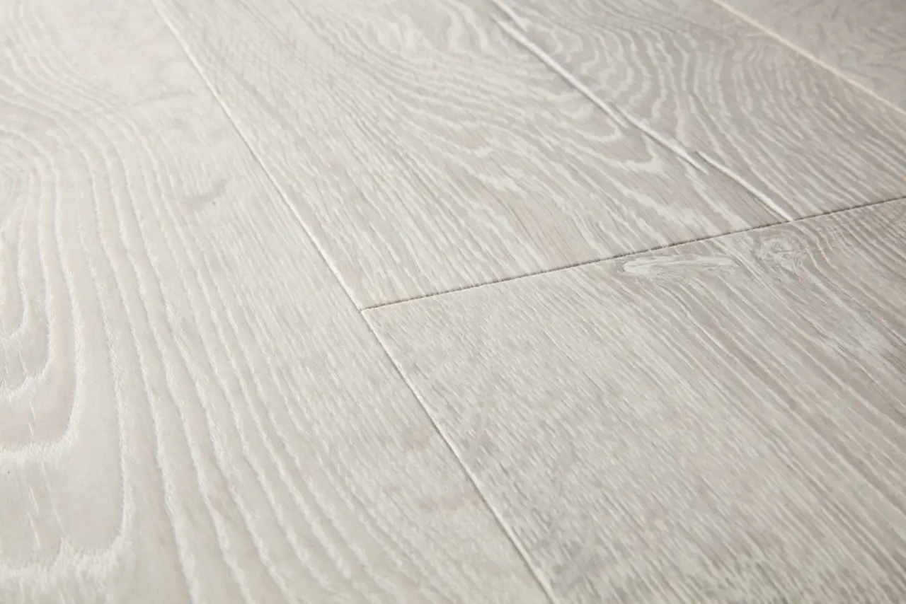 Close-up van de structuur van Quick-Step Impressive Klassiek patina grijze eik