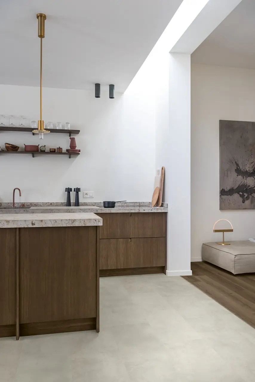 Ruimte met de laminaatvloer Quick-Step Muse Grijs beton