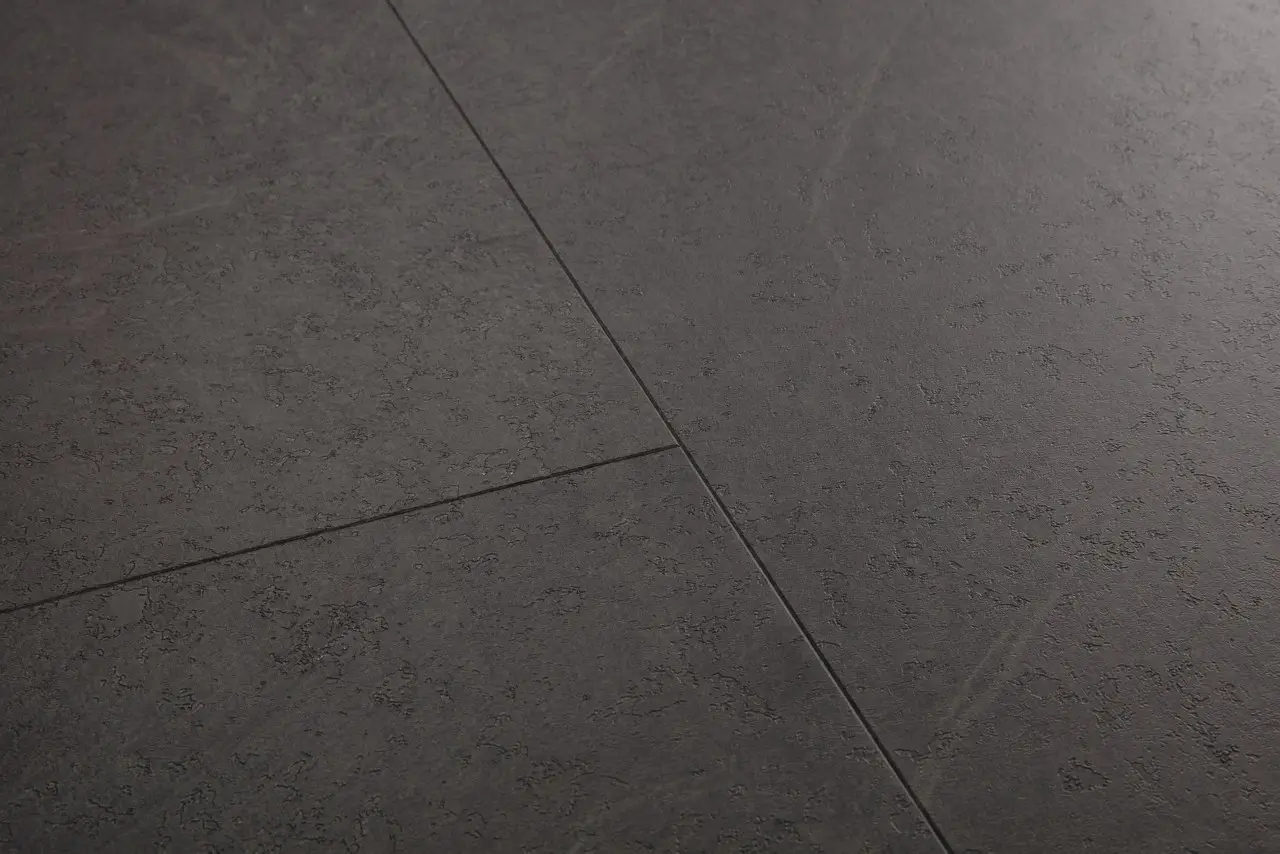 Close-up van de structuur van Quick-Step Oro base Zwarte leisteen