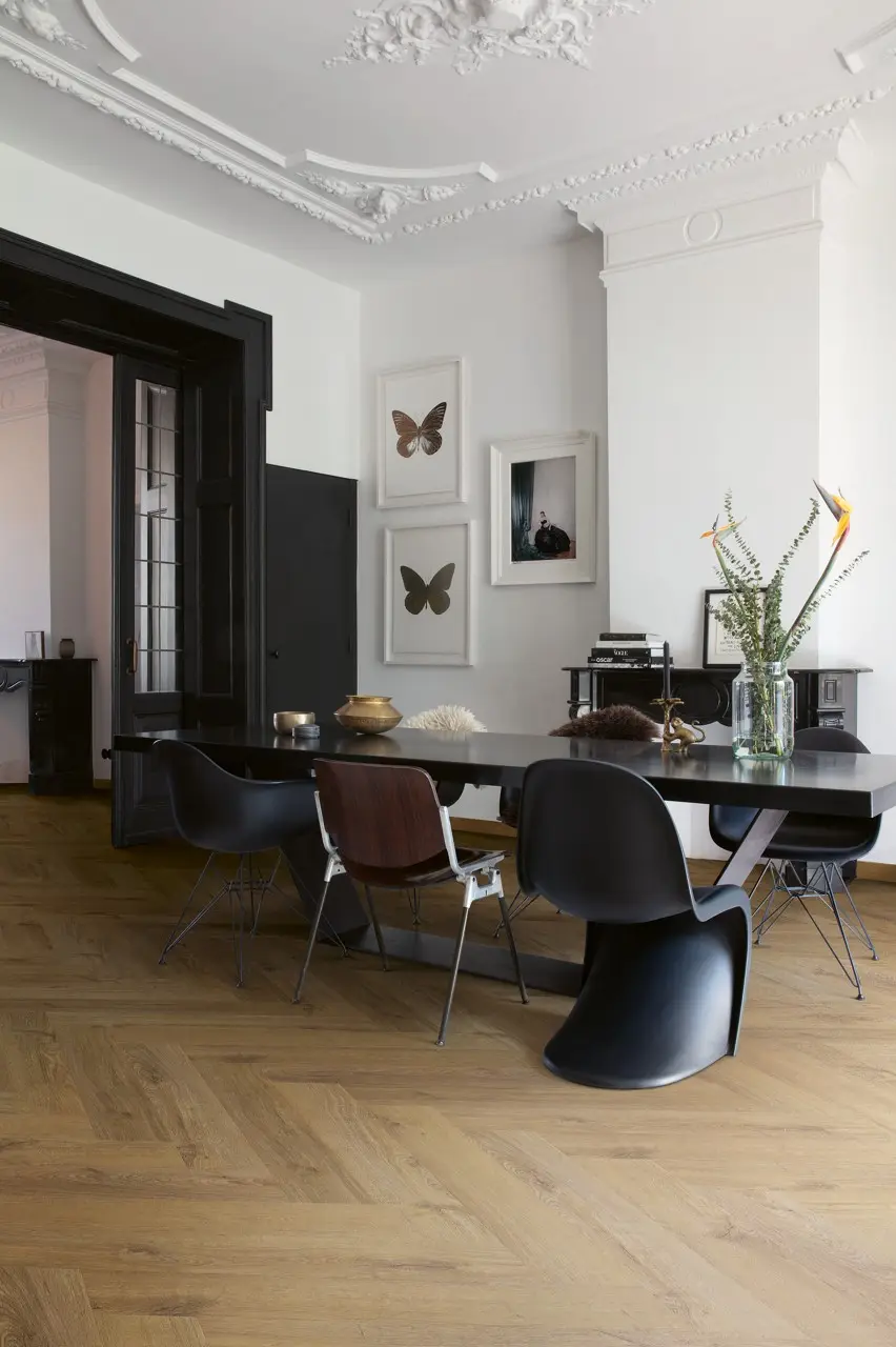 Ruimte met de pvcvloer Quick-Step Pristine Herfst eik bruin