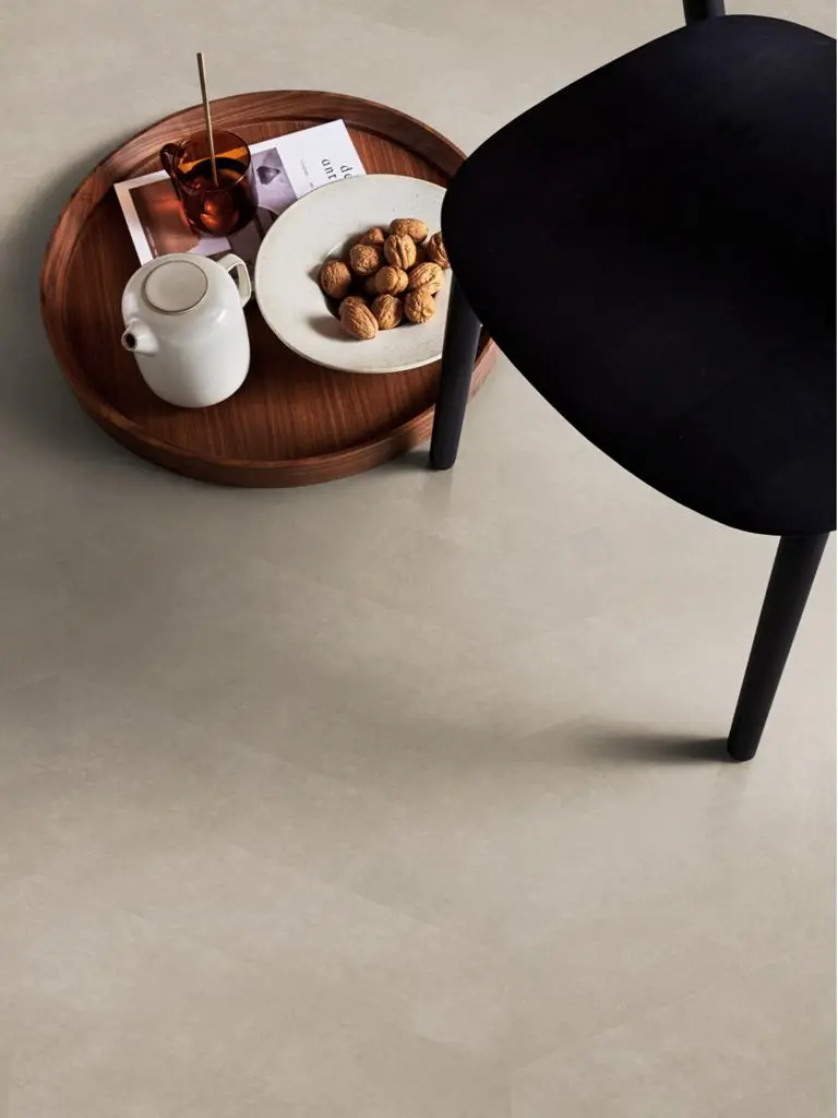 Ruimte met de pvcvloer vtwonen Noble Sand